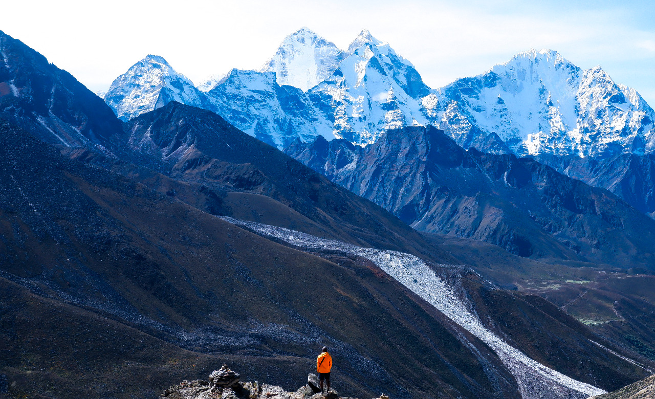 Everest base camp trekking