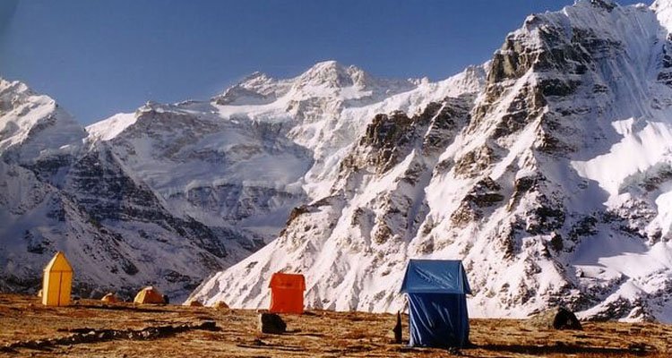 Manaslu Base Camp Trek - 11 Days Gallery Image 1 