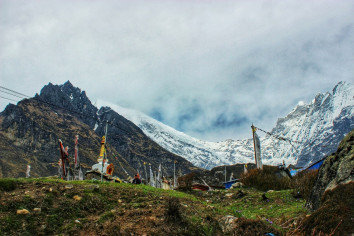 Gosainkunda Helicopter Tour Gallery Image 2 